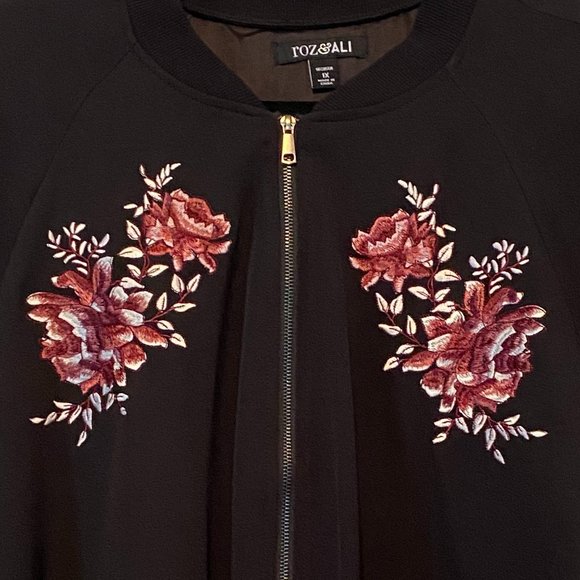 Black Floral Embroidered Bomber Jacket 1X, NWT - Picture 3 of 6